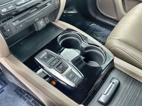 Used 2021 Honda Pilot Touring image 22