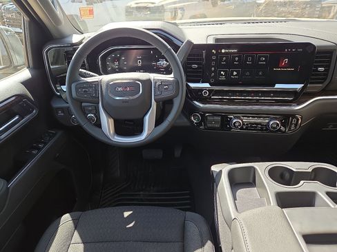 New 2026 GMC Sierra 1500 SLE AWD/4WD image 9
