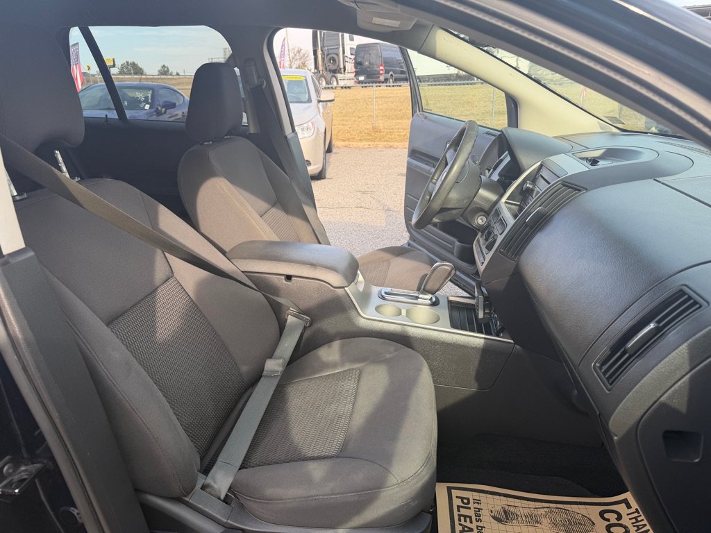 Used 2010 Ford Edge SE FWD image 16