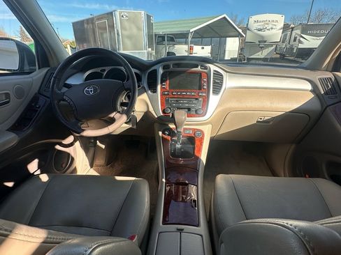 Used 2007 Toyota Highlander V6 image 16