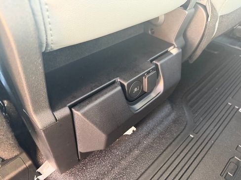 New 2026 Ford F550 4x4 Supercab Super Duty image 18