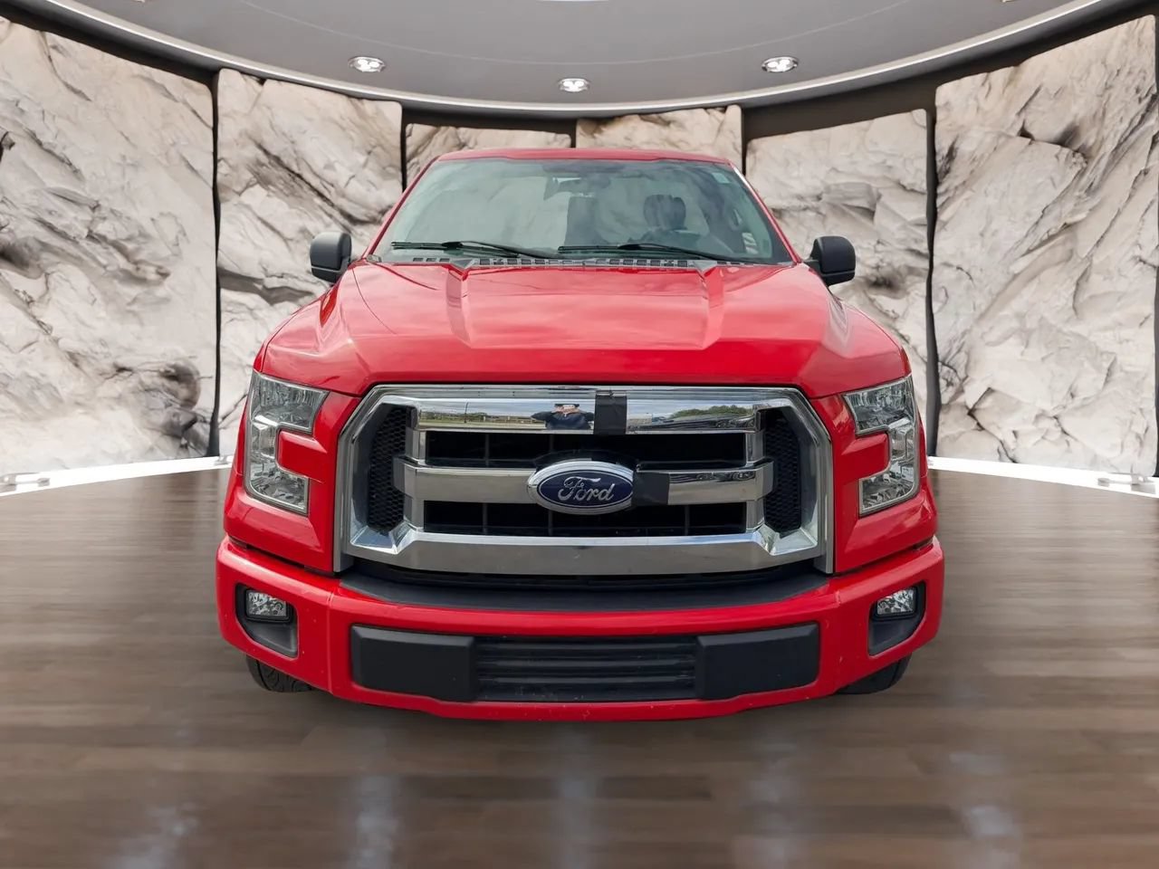 Used 2016 Ford F150 XL w/ Equipment Group 101A Mid RWD image 3
