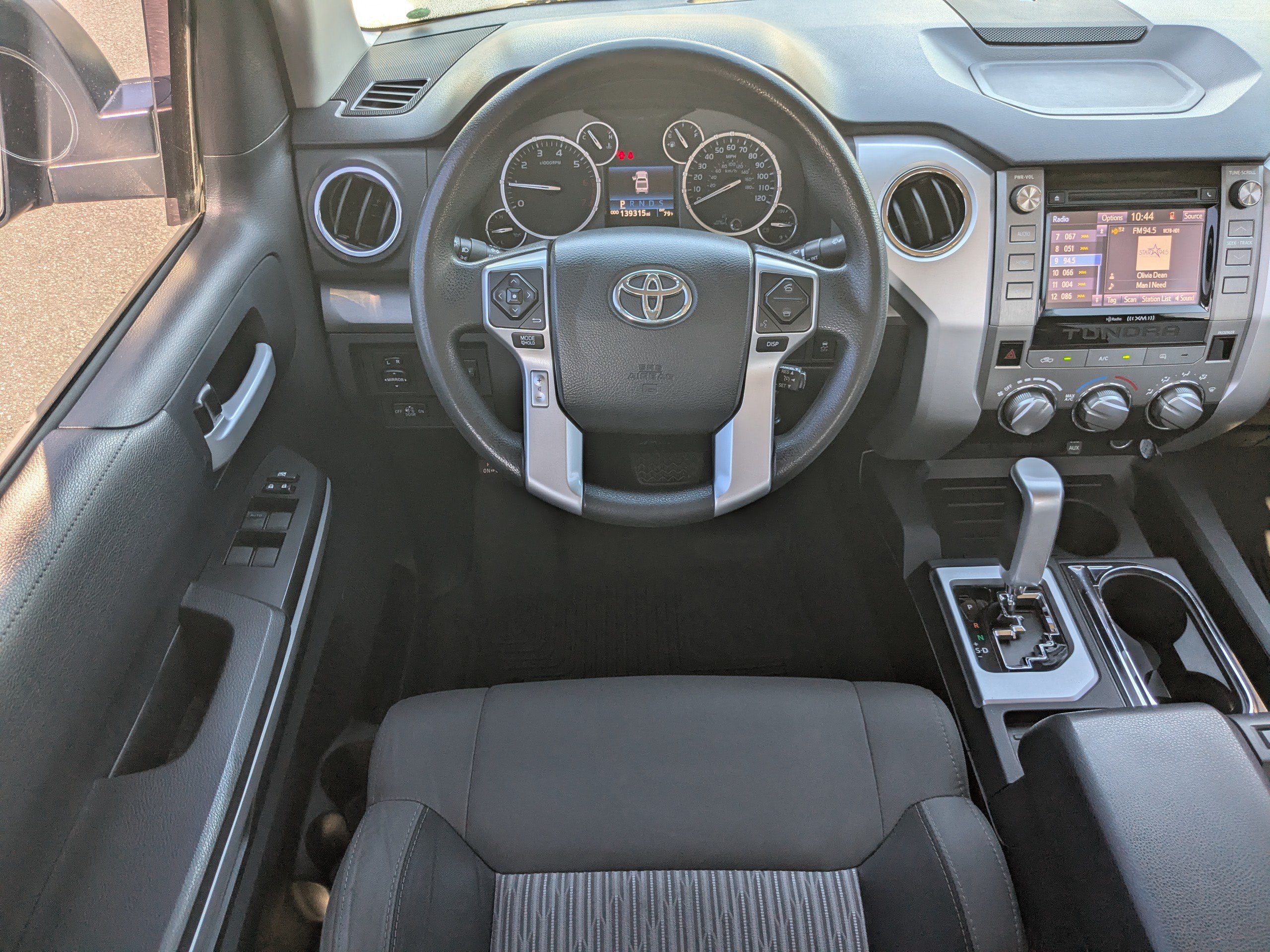Used 2015 Toyota Tundra SR5 w/ SR5 Upgrade Package RWD image 15