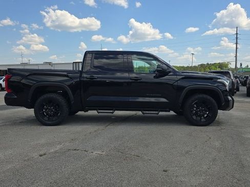 Used 2024 Toyota Tundra SR5 w/ SR5 Premium Package AWD/4WD image 6