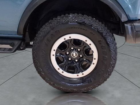 Used 2023 Ford Bronco Black Diamond w/ Sasquatch Package AWD/4WD image 4