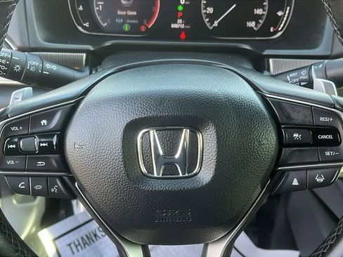 Used 2021 Honda Accord Sport image 11