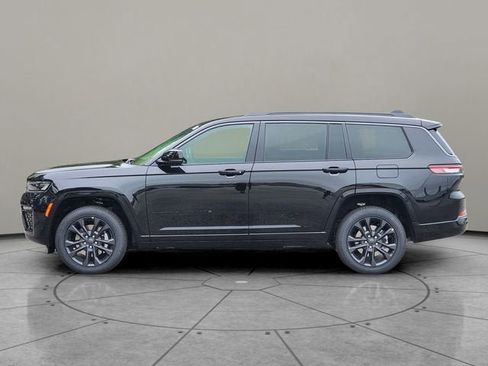 New 2026 Jeep Grand Cherokee L Limited AWD/4WD image 9