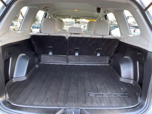 Used 2017 Subaru Forester 2.5i w/ Alloy Wheel Package image 27