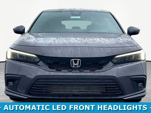 Used 2022 Honda Civic Sport Touring image 2