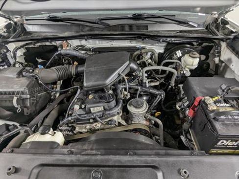 Used 2019 Toyota Tacoma SR image 24