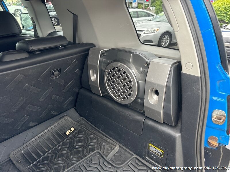 Used 2007 Toyota FJ Cruiser 4WD w/ Upgrade Pkg 2 image 21