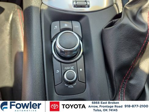Used 2016 MAZDA MX-5 Miata Grand Touring RWD image 19