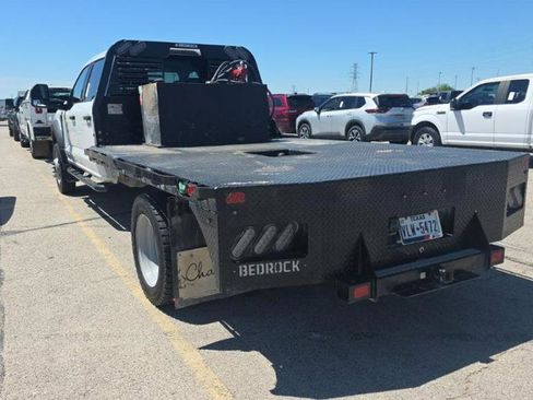 Used 2024 Ford F550 4x4 Crew Cab Super Duty w/ XLT Value Package image 4