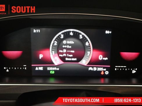 Used 2023 Volkswagen Tiguan SE R-Line FWD image 12