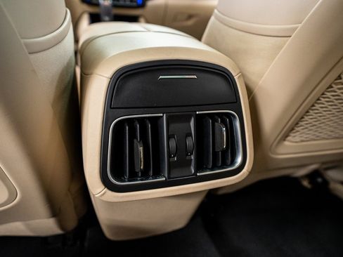 Used 2022 Maserati Levante Modena image 56