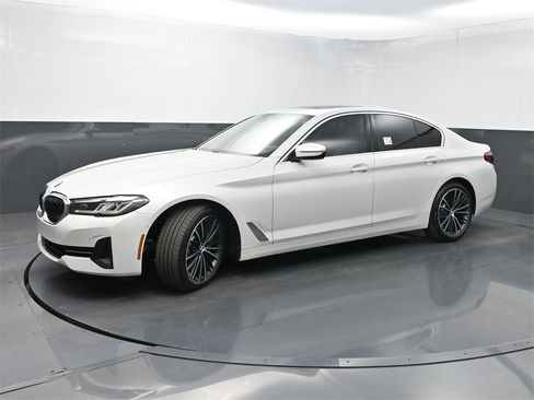 Used 2021 BMW 530i 530i w/ Premium Package image 25