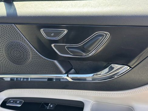 Used 2025 Lincoln Corsair FWD image 20