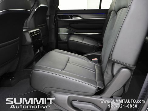 New 2026 Jeep Grand Wagoneer L Summit AWD/4WD image 8