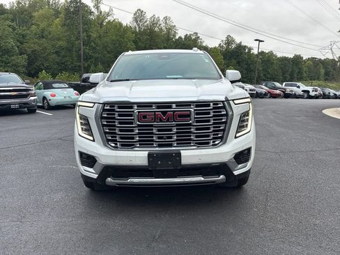 Used 2025 GMC Yukon Denali AWD/4WD image 2