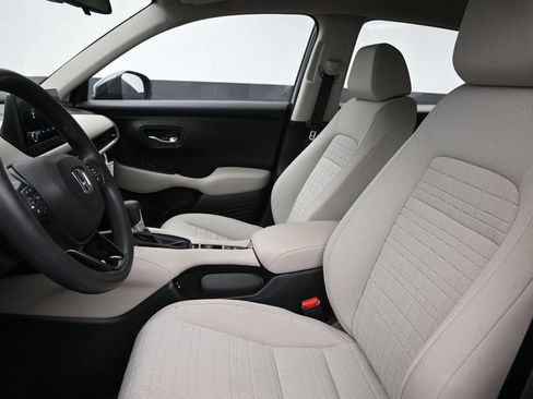 Certified 2024 Honda HR-V LX image 13