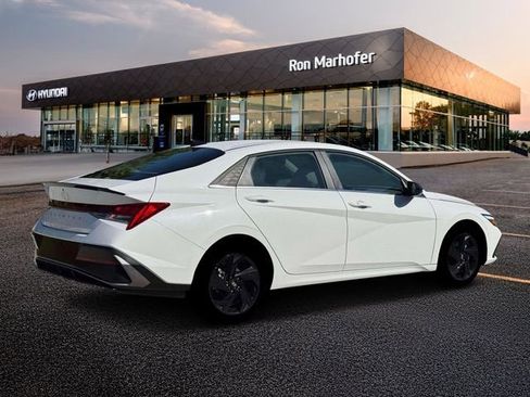 New 2026 Hyundai Elantra SEL Sport Premium FWD image 8