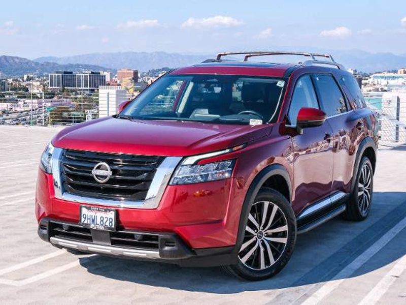 Certified 2023 Nissan Pathfinder Platinum w/ Lighting Package (N93) image 1