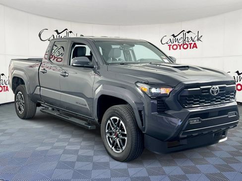 Used 2025 Toyota Tacoma TRD Sport RWD image 3