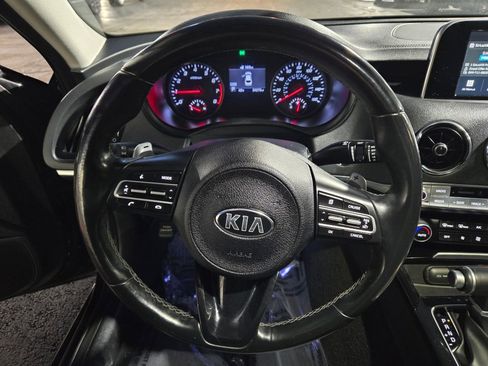 Used 2019 Kia Stinger image 24