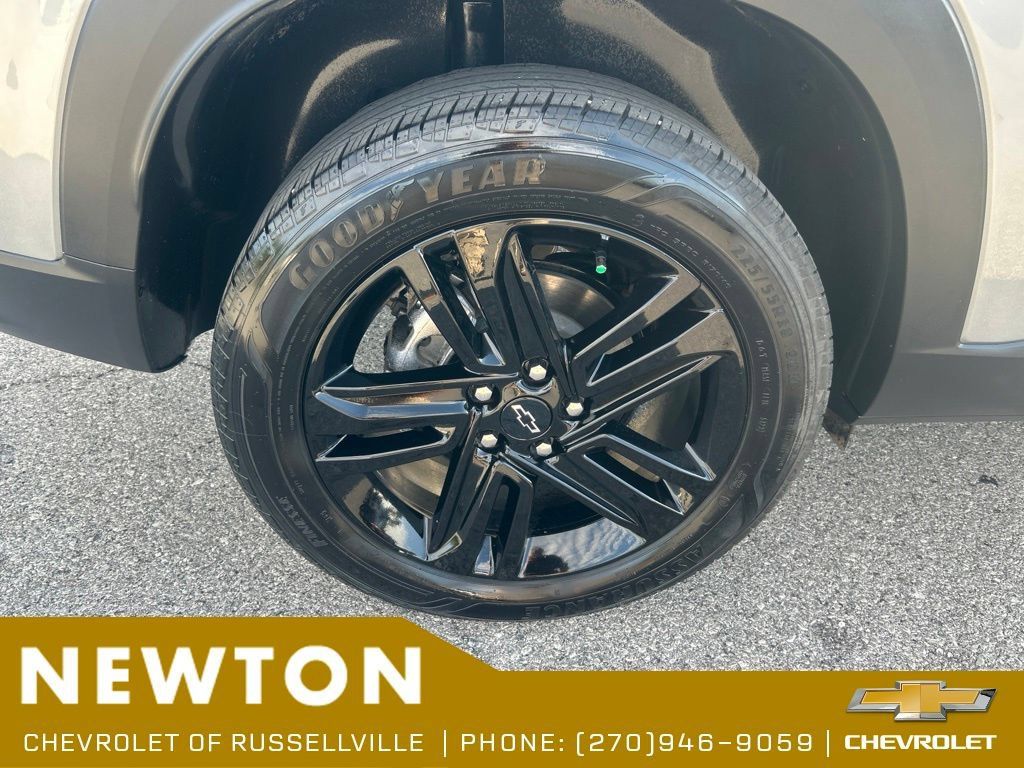 Used 2024 Chevrolet Trax ACTIV w/ Driver Confidence Package FWD image 41