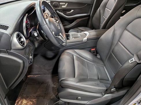 Used 2022 Mercedes-Benz GLC 300 image 15