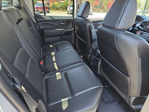 Used 2023 Honda Ridgeline RTL image 11