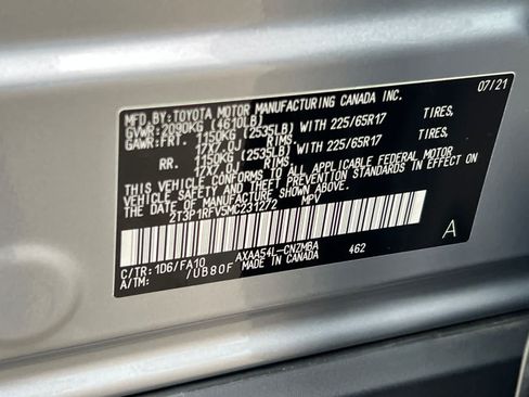 Certified 2021 Toyota RAV4 XLE w/ XLE Grade Weather Package AWD/4WD image 26
