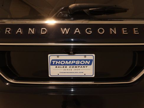 Used 2022 Jeep Grand Wagoneer Series III AWD/4WD image 38