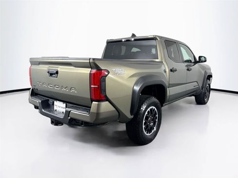 Certified 2024 Toyota Tacoma TRD Off-Road AWD/4WD image 2