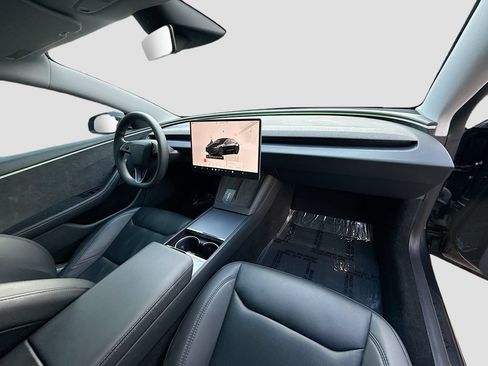 Used 2024 Tesla Model 3 Long Range AWD/4WD image 29