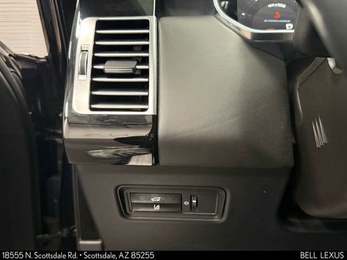 Used 2015 Land Rover Range Rover Supercharged image 14