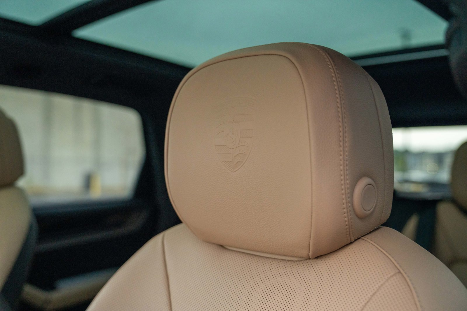 Certified 2026 Porsche Cayenne AWD/4WD image 13