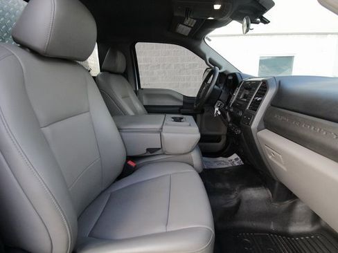 Used 2021 Ford F550 4x4 Regular Cab Super Duty image 36