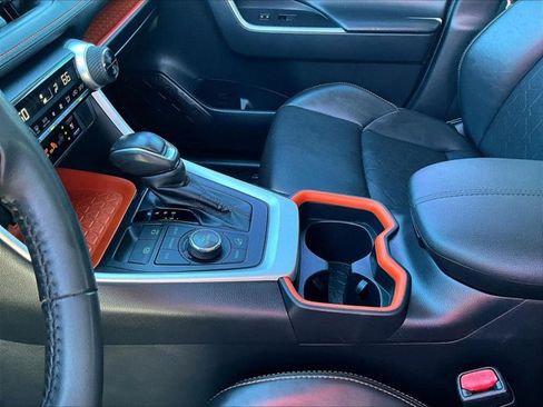 Used 2019 Toyota RAV4 Adventure image 15