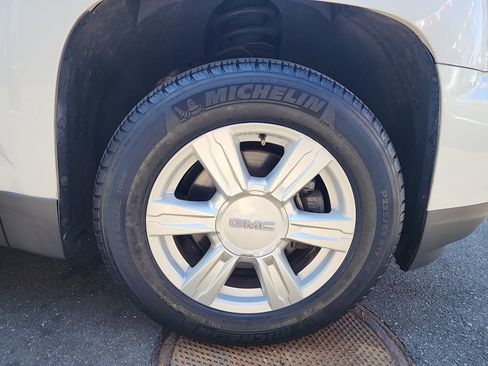 Used 2016 GMC Terrain SLE w/ Convenience Package AWD/4WD image 14