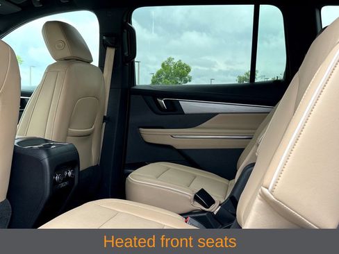 Used 2025 Buick Enclave Preferred FWD image 16