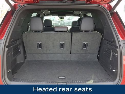 Used 2024 Chevrolet Traverse RS w/ LPO, Floor Liner Package image 32