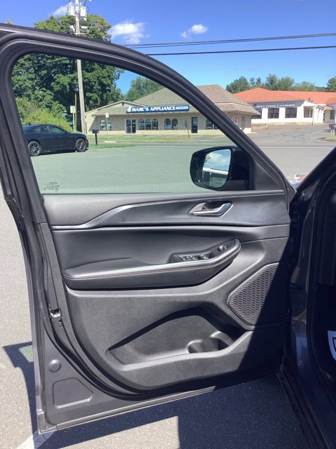 Certified 2024 Jeep Grand Cherokee Altitude AWD/4WD image 24