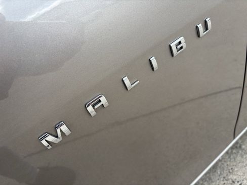 Used 2024 Chevrolet Malibu LT image 9