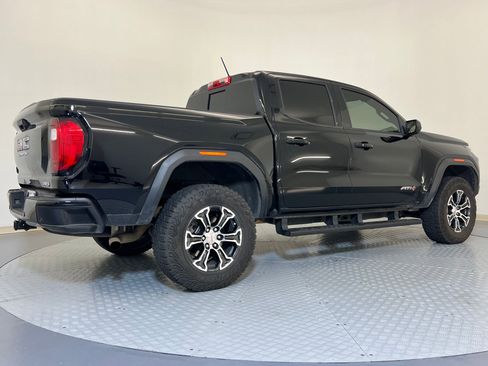 Used 2023 GMC Canyon AT4 w/ Technology Package image 9