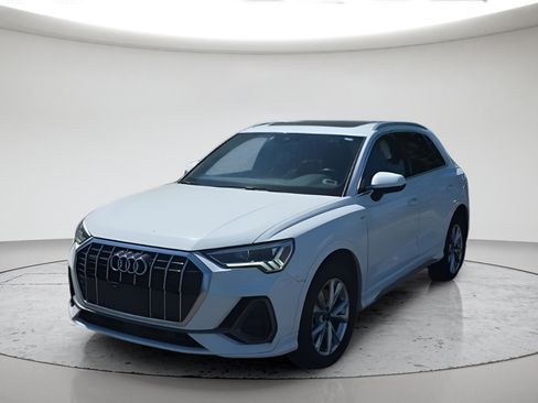 Used 2024 Audi Q3 2.0T Premium AWD/4WD image 25