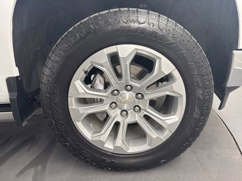 Certified 2023 Chevrolet Silverado 1500 LTZ w/ Technology Package image 12