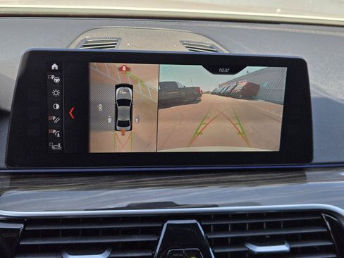 Used 2017 BMW 540i RWD image 8