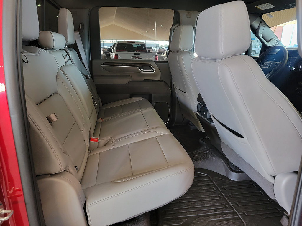 Used 2025 GMC Sierra 2500 SLT AWD/4WD image 6