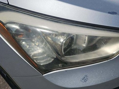 Used 2013 Hyundai Santa Fe Sport image 16